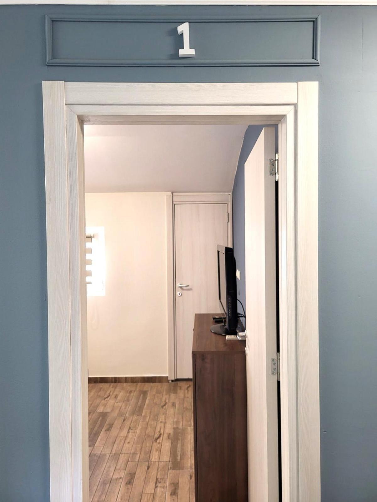 Guesthouse Ozegovic 贝尔格莱德 外观 照片